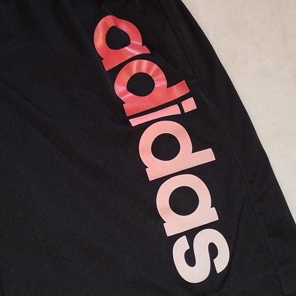 Boy's Youth Small 8 Adidas Shorts Black - Picture 2 of 6